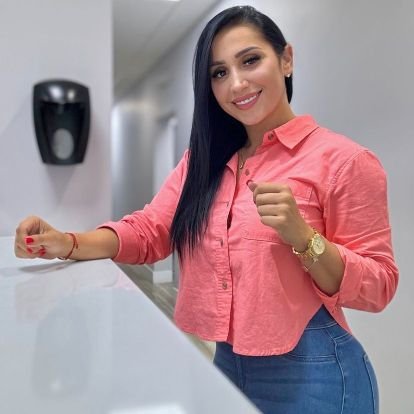 Kommerzielles Model mit Sitz in Stuttgart &🇩🇪 Mallorca Fashion Model 🇩🇪Gerne angenommen seit 15 ❤️Jahren. Buchungen über die Website wie Intrapreneur