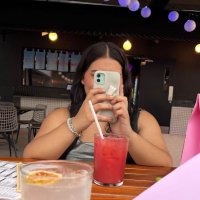 salma🦋 (@drewlesss) 's Twitter Profile