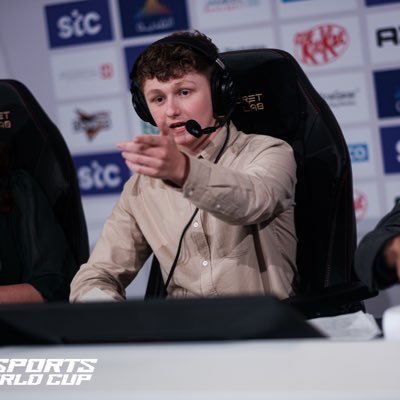 Motorsport Commentator🎙️VCO Simmy Best Commentary Nominee- GridFinder Commentary Challenge Winner- R1, FE Accelerate, UKC, MSVR 📩@loudspeakerpls