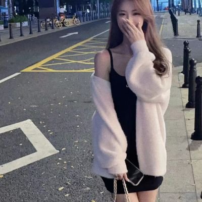 yshngyumik53485's profile picture. 