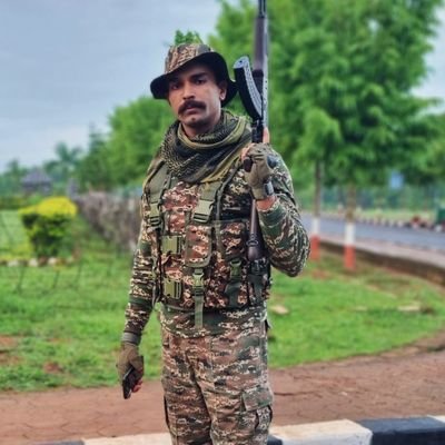 Asst. Commandant (Dy. SP) || Central Reserve Police Force, MoHA, GoI 🇮🇳 || Internal Security || Views are personal || देशभक्त || GKP & GBN, Uttar Pradesh ||