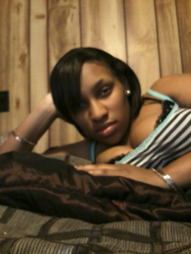 TheRealTinaB_NC's profile picture. I'm working on pursuing music for a career. I sing and write my own music. wanna see?
http://t.co/MF5nOZsSEJ