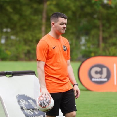 Belfast-born UEFA C License coach | @CliftonvilleFDC 2010 Coach | Queens University