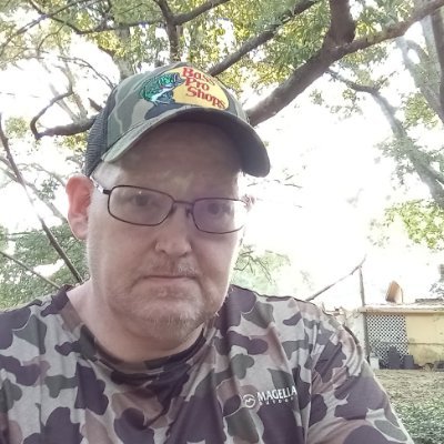 EdwardLen's profile picture. I am redneck born and raised in the south I love Atlanta braves,Georgia Bulldogs and Racing.