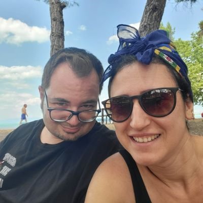 FerudunBicermen's profile picture. Hollanda'ya yeni bir hayat kurmak için eşini çocuklarını almış gelmiş ve iş arayan biri 😅