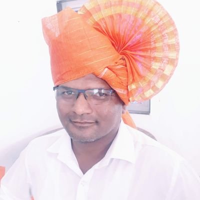 जब सत्ता की ताकत के सामने सवाल कमजोर पडने लगते है, तो आवाज बुलंद करनी पडती है... बोल के लब आजाद है तेरे ... हल्लाबोल..हल्लाबोल.