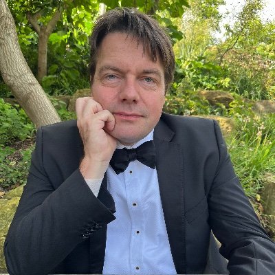 Former London based international development adviser turned Derbyshire based political adviser.