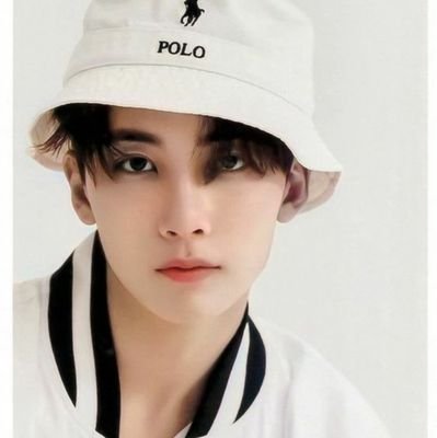 yjhamel's profile picture. until SEVENTEEN becomes seventy, ILY
my headliner
♡yoon jeonghan♡