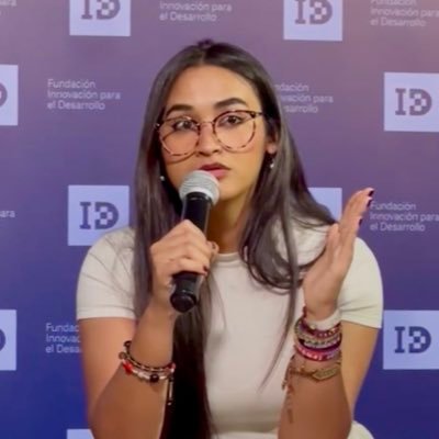 Art(ivista) ✊🏼 Human Rights Ciencias Políticas • Psicología. Políticamente Incorrecta