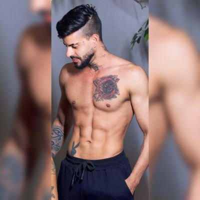 FitHisak's profile picture. INSTAGRAM: https://t.co/ACftdlsSn1