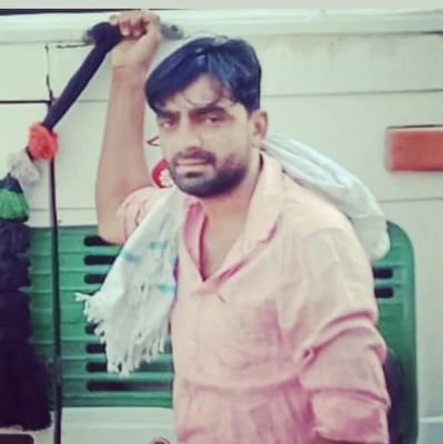 MkMk369715's profile picture. 