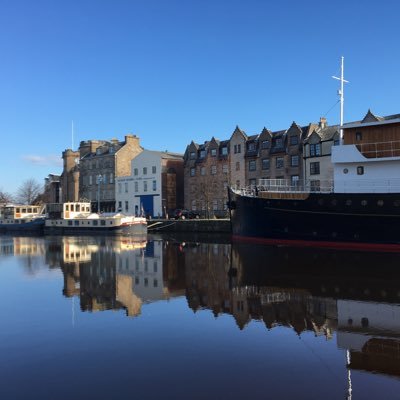 Sean_O_hEarcain's profile picture. Data. Science. Economics. World.