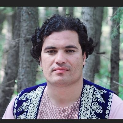 رَبَّنَا اغْفِرْ لِى وَلِوٰلِدَىَّ وَلِلْمُؤْمِنِينَ يَوْمَ يَقُومُ الْحِسَابُ
ژباړه: زموږ ربه! ما، زما مور، پلار او ټولو مؤمنانو ته د حساب په ورځ بښنه وکړه