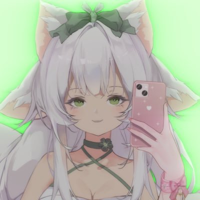 foxyshime's profile picture. im a dummy but im funny (trust)