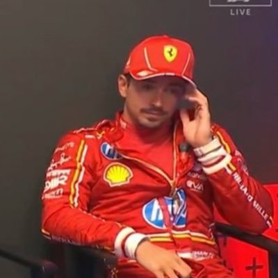 isalecunt's profile picture. i love hating