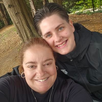 Vron766's profile picture. Mum to 2 beautiful girls, Love going to concerts & football matches. BHAFC supporter. x