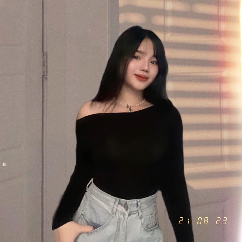 juliaparke84418's profile picture. 