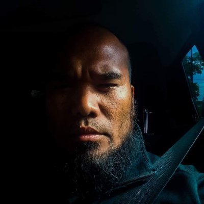 Filipino-American, Conservative, MAGA, pro 2nd Amendment.