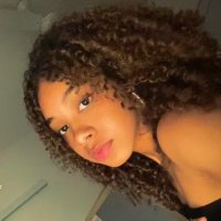 yas (@tighview) 's Twitter Profile
