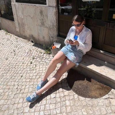 Inside I'm Screaming
//
Data Analyst in 🇵🇹
Все будет хорошо. А даже если не будет, то мы утешимся тем, что были честными людьми