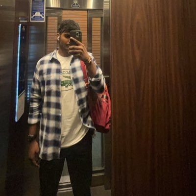 d_eeshwar's profile picture. https://t.co/La9AiM13Ex