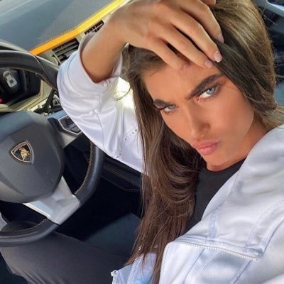 I’m caring and honest lady I’m a billionaire I came from a wealthy family I came here to help the poor in any situation I’m not here for relationship
