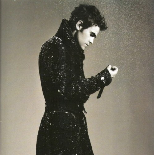 Hi_Im_Stefan's profile picture. There's hell burning inside of me. Everytime I think I put out the flame, it ignites and burns through my core. Save me. brother: @OhImEvilD