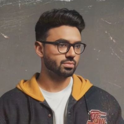 culprit_ast's profile picture. Humorous, Pollitcal Innocent, Poet, Patriot, Adventurer, Witty and Venom Some Times...Live Life King Size 🤴
