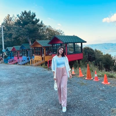 nesrinolmez1907's profile picture. ♡♡