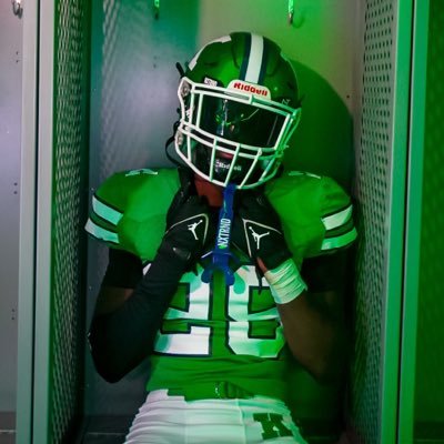 @ALBrownFootball 🏈|CB 5’11 160|’26|9805430188|Isaiahw809@gmail.com| https://t.co/fDWwTwFjae