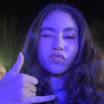 Zbela__'s profile picture. 