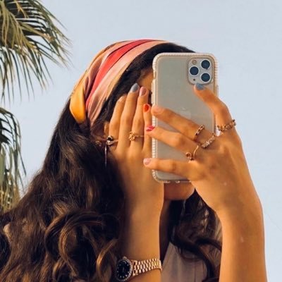 فرقي عن النجمات اني مجره/ للاعلانات 🤍: https://t.co/WQJNfDkQit