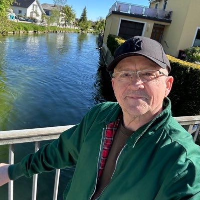 SteveHanna35156's profile picture. Be yourself; everyone else is already taken