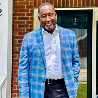 Hope Dealer. Husband. Father #Entrepreneur #PublicSpeaker #Golfer Living the Abundant Life. #ClemsonTiger