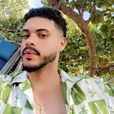 ronmanuel777's profile picture. 