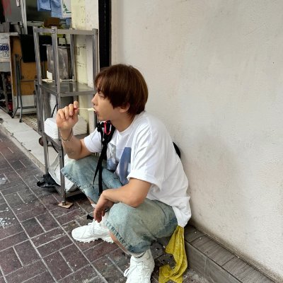 Cuntzloey's profile picture. 