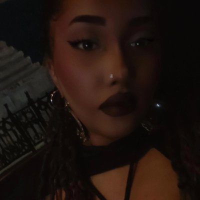 Kuh-Dear-Uhh 🗣
باسم الله
🇵🇸 🍉 Free Palestine 🍉🇵🇸
♓️ Pisces ♓️
Black 🇺🇸 Puerto Rican 🇵🇷
Single Mom 🫶🏽💕
Writer ✍️🏽
Artist 🎨
Singer 🎤