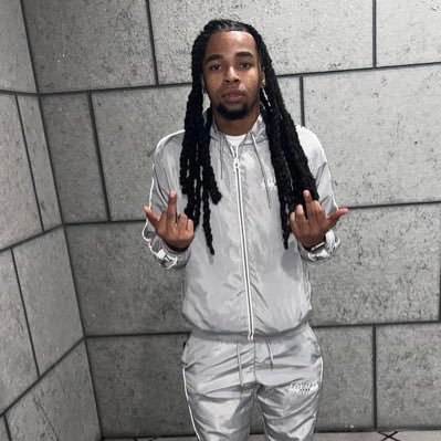 No broke Niggas,cash app me, my dick is not free !!!!do not follow ,repost or like my pics and videos if u not buying nothing