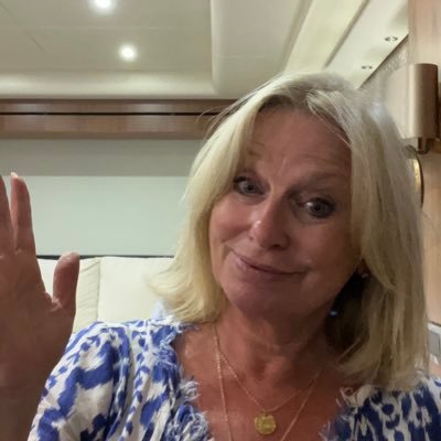 Mum. Proprietor of Beech Lodge School @beechlodge Love, Kids, Adoption, Dyslexia, SEMH, trauma & Education. Living with 2 kids, 2 dogs & Michael!