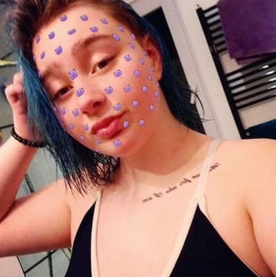 lillith_t21's profile picture. 21 
living life ✨️