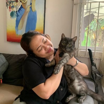 katesc___'s profile picture. drowning in life