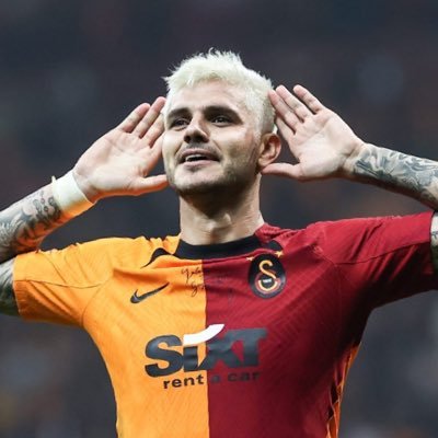 nadircee's profile picture. 