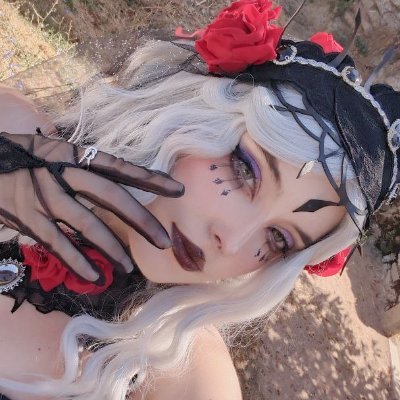🇪🇸 Cosplayer
🌸CC Oficial Genshin Impact🌸
LoL - GI - Zzzone - IdV - Alien Stage
📩Promote DM