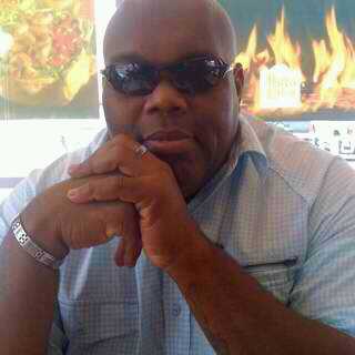 hamdeezee's profile picture. 