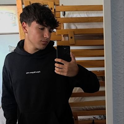 LFE0071's profile picture. 