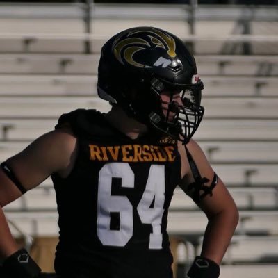 |Defensive-End| Riverside high-school | Class of 2027,| 3.5 GPA | Gmail: Jacksonjaz2009@gmail.com| 📞440-558-7575|