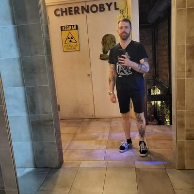 Lefty, nerd, Leeds United fan

he/him