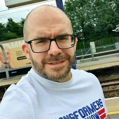 Gym going dad & Transformer nerd (proud member of @TFShowUK)! Join us live every Friday 8pm UK time https://t.co/m8TQvAJJlB