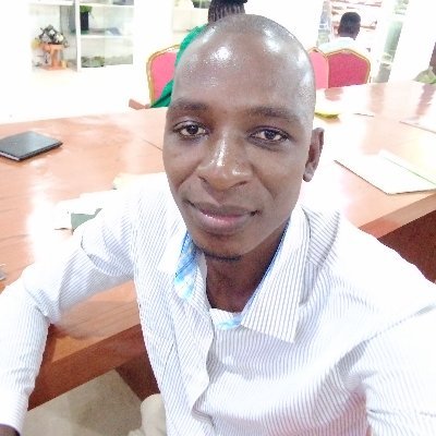 Founder & CEO @JME_Group
Manager @jmebrands 👞
🎙️🎥 @TheEACelebrity
Social Affairs Adviser 📊
📸 #jmebrands