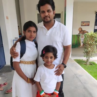 rubic37's profile picture. i don't trust anyone in this world.....